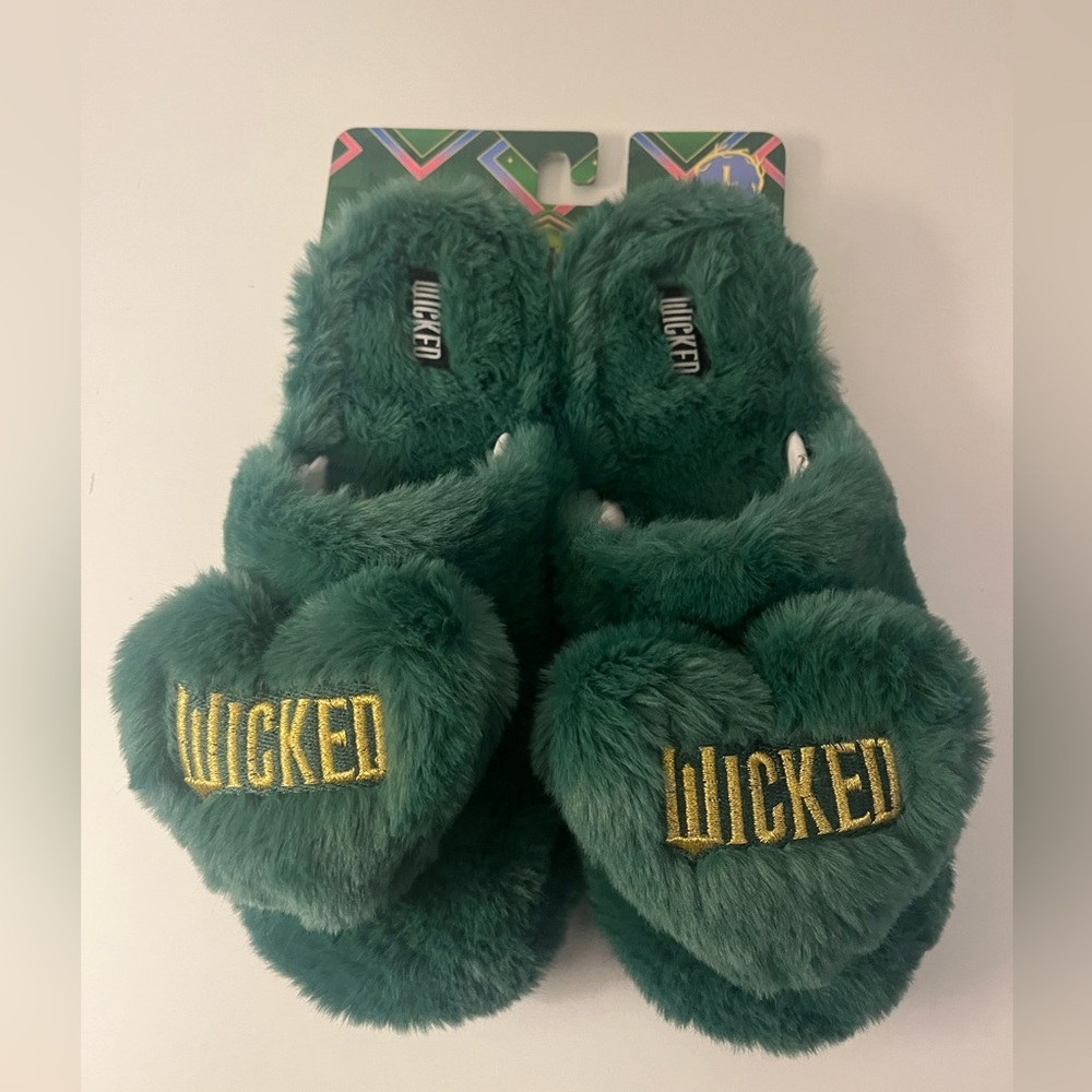Wicked Green Fuzzy Slippers - Movie brand New
